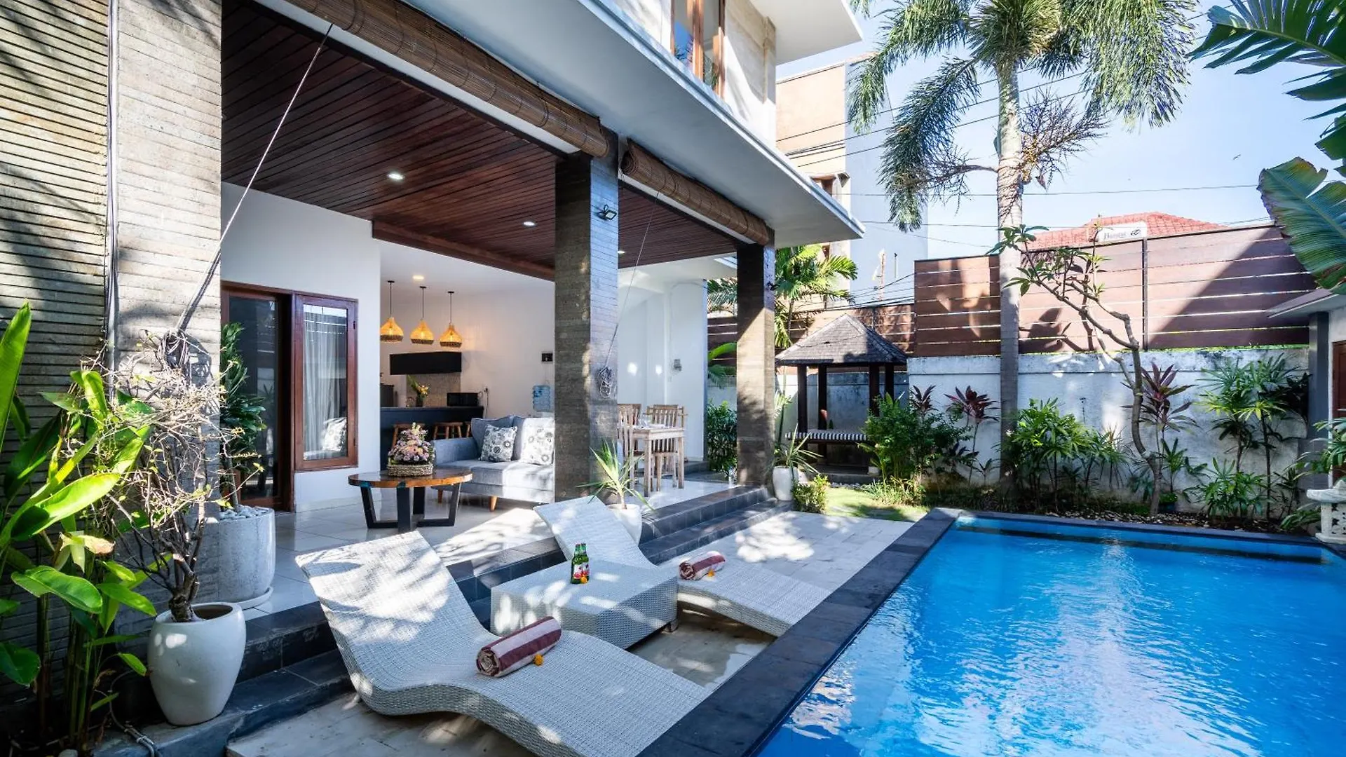 Bali Huis Villa联系方式