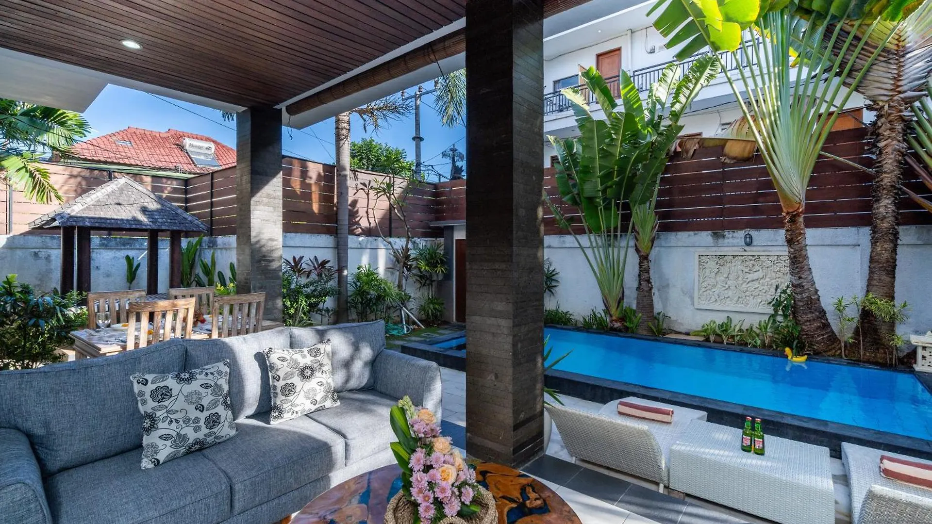 Bali Huis Villa 塞米亚克 0*,